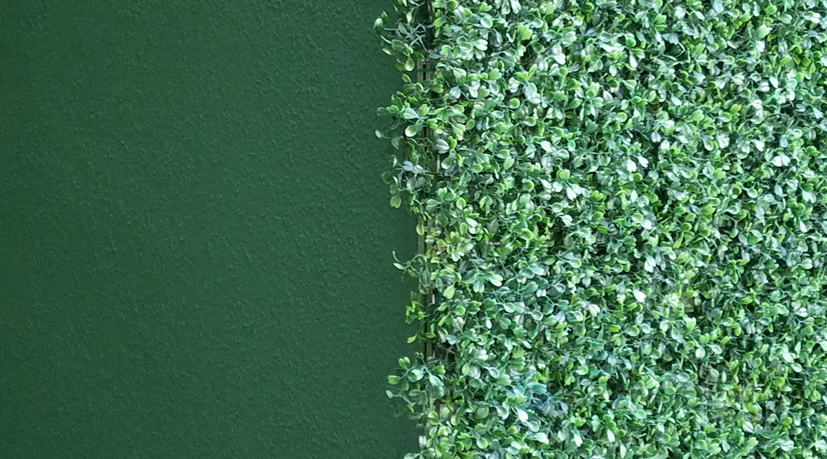 Enhance Your Space with Artificial Hedges: The Perfect Solution for Ho