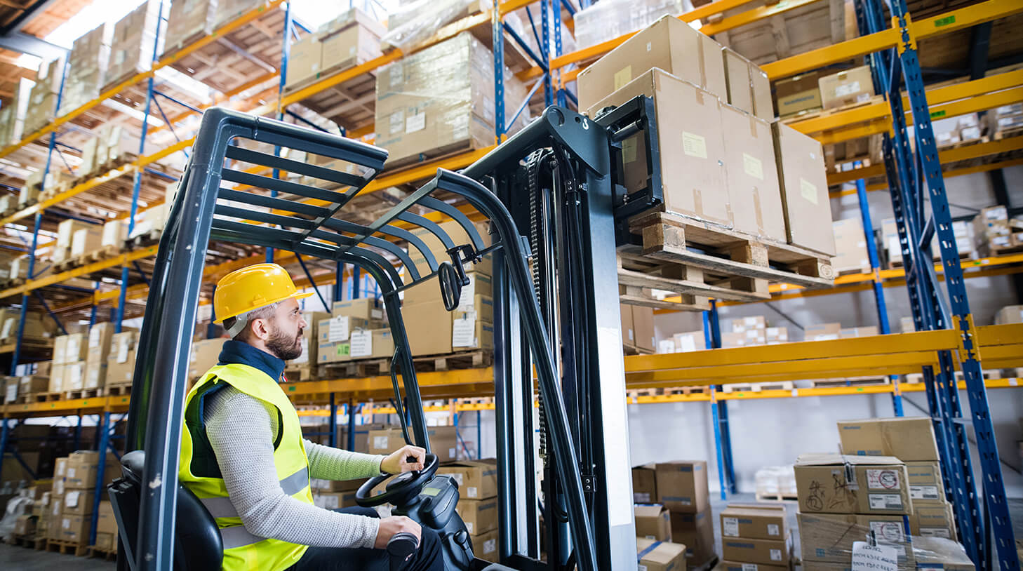 Maximize Efficiency With Electric Forklifts